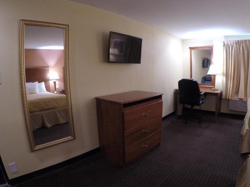 Motel 6 Elizabeth Nj Newark Liberty Intl Airport Exterior photo