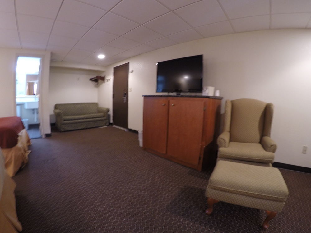Motel 6 Elizabeth Nj Newark Liberty Intl Airport Exterior photo