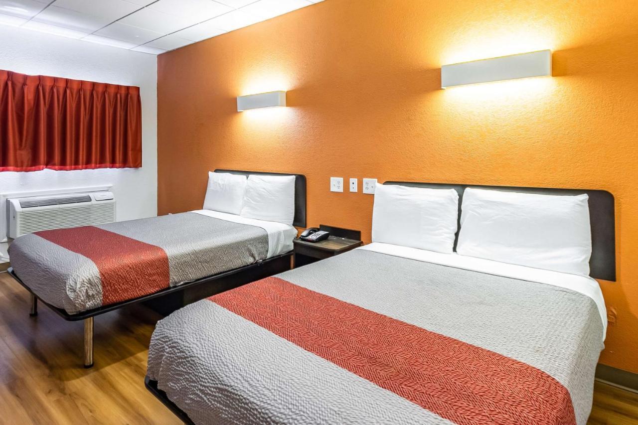 Motel 6 Elizabeth Nj Newark Liberty Intl Airport Exterior photo