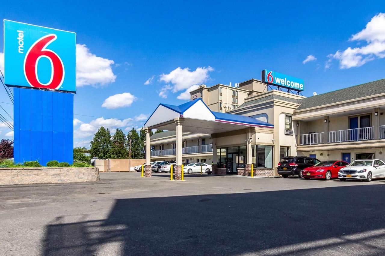 Motel 6 Elizabeth Nj Newark Liberty Intl Airport Exterior photo